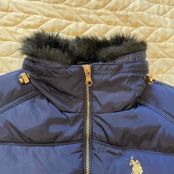 U.S POLO ASSN sleeveless puffer jacket - Picture 5 of 10